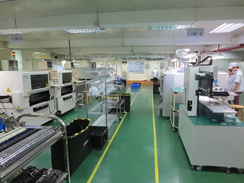 第四屆現代橡膠論壇的專家、教授們蒞臨我司參觀考察 第四屆現代橡膠論壇的專家、教授們蒞臨我司參觀考察